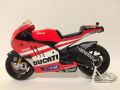 Ducati Desmosedici GP11 (Nicky Hayden 69)