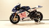 Yamaha YZR-M1  MotoGp (Jorge Lorenzo 99)